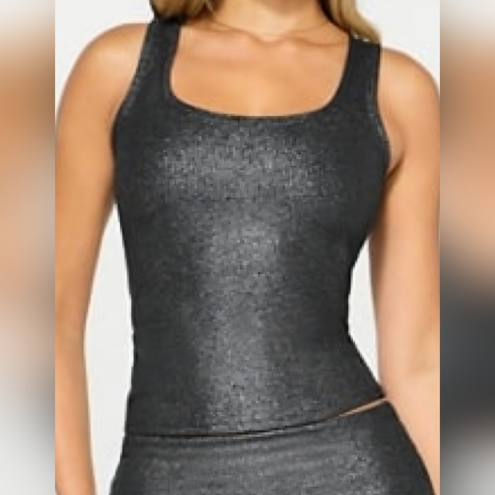 Yitty Black/silver Tank - Picture 5 of 5